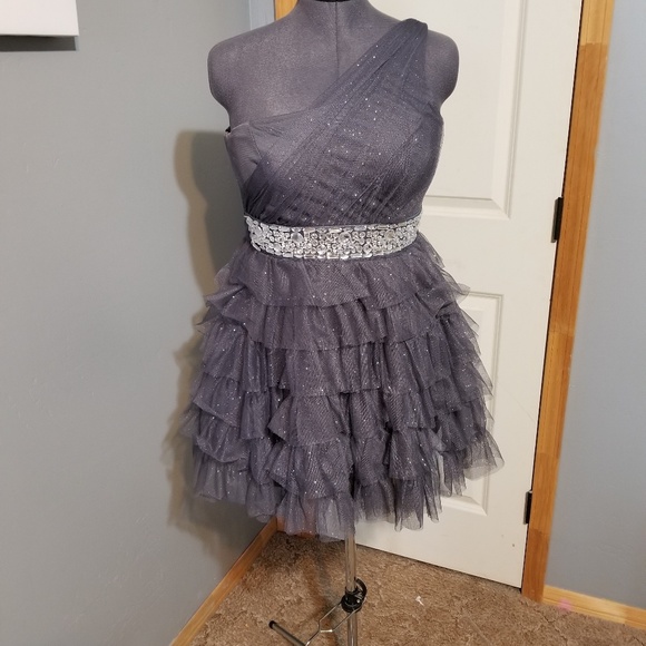 Trixxi Dresses & Skirts - Gray Tulle One Shoulder Trixxi Prom Dress